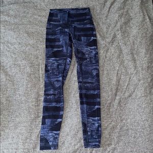 Size 4 lulu leggings